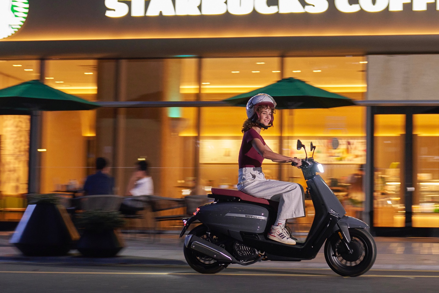 Velocifero Tennis 125 – O estilo que nunca passa de moda